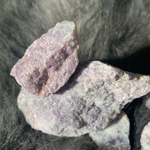 Rough Lepidolite Stone Bundle - Picture 9 of 11
